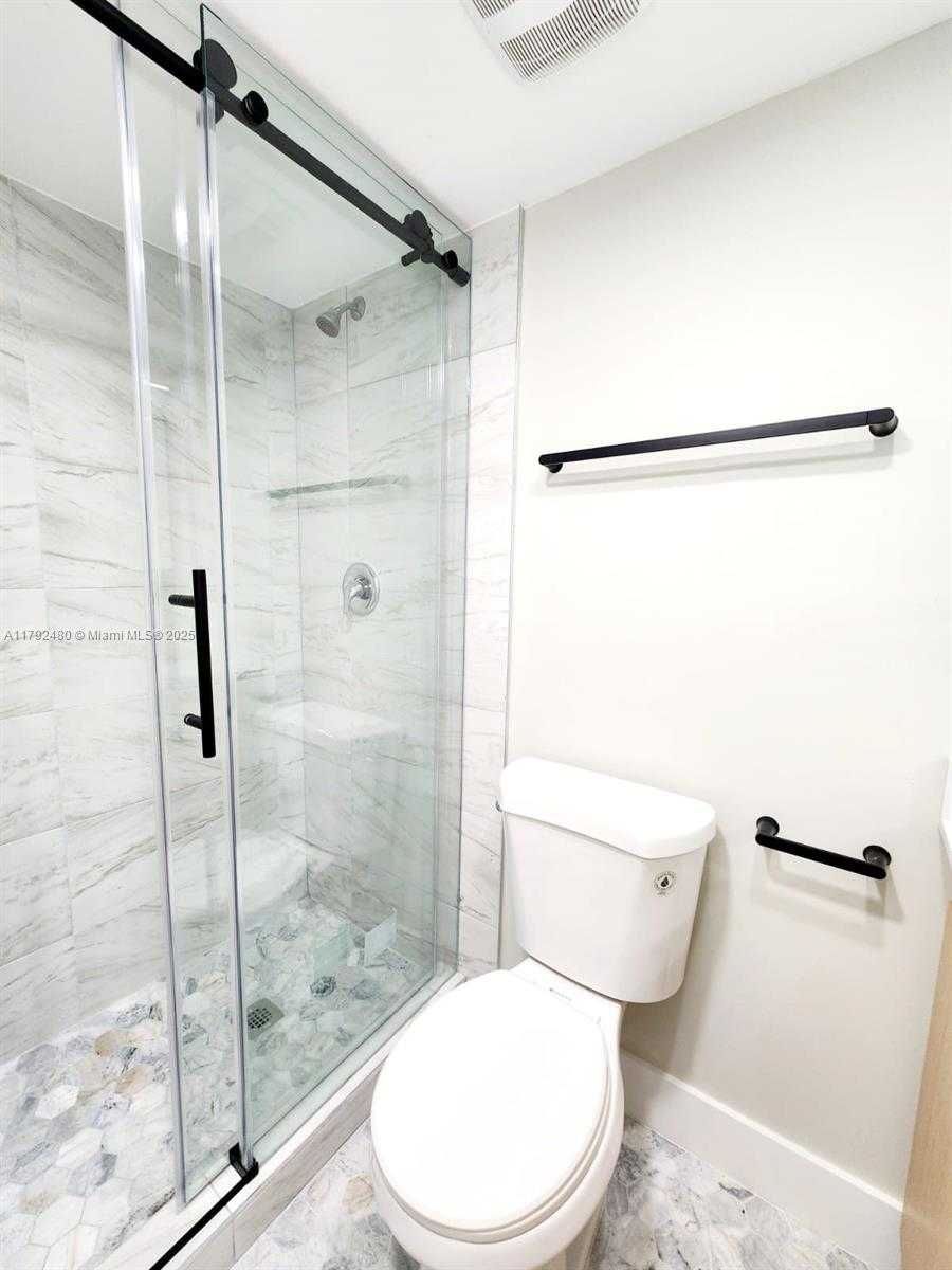 Small Image of 250 174TH ST #1618, Sunny Isles Beach Number 25