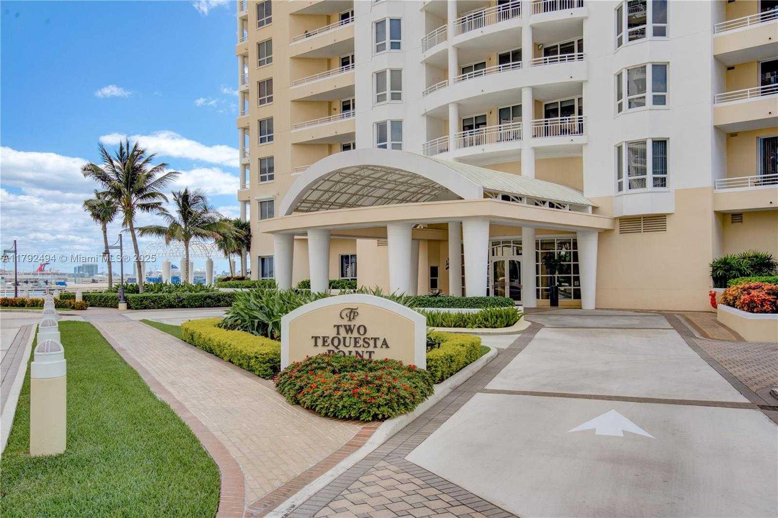 Small Image of 808 BRICKELL KEY DR #3007, Miami Number 33