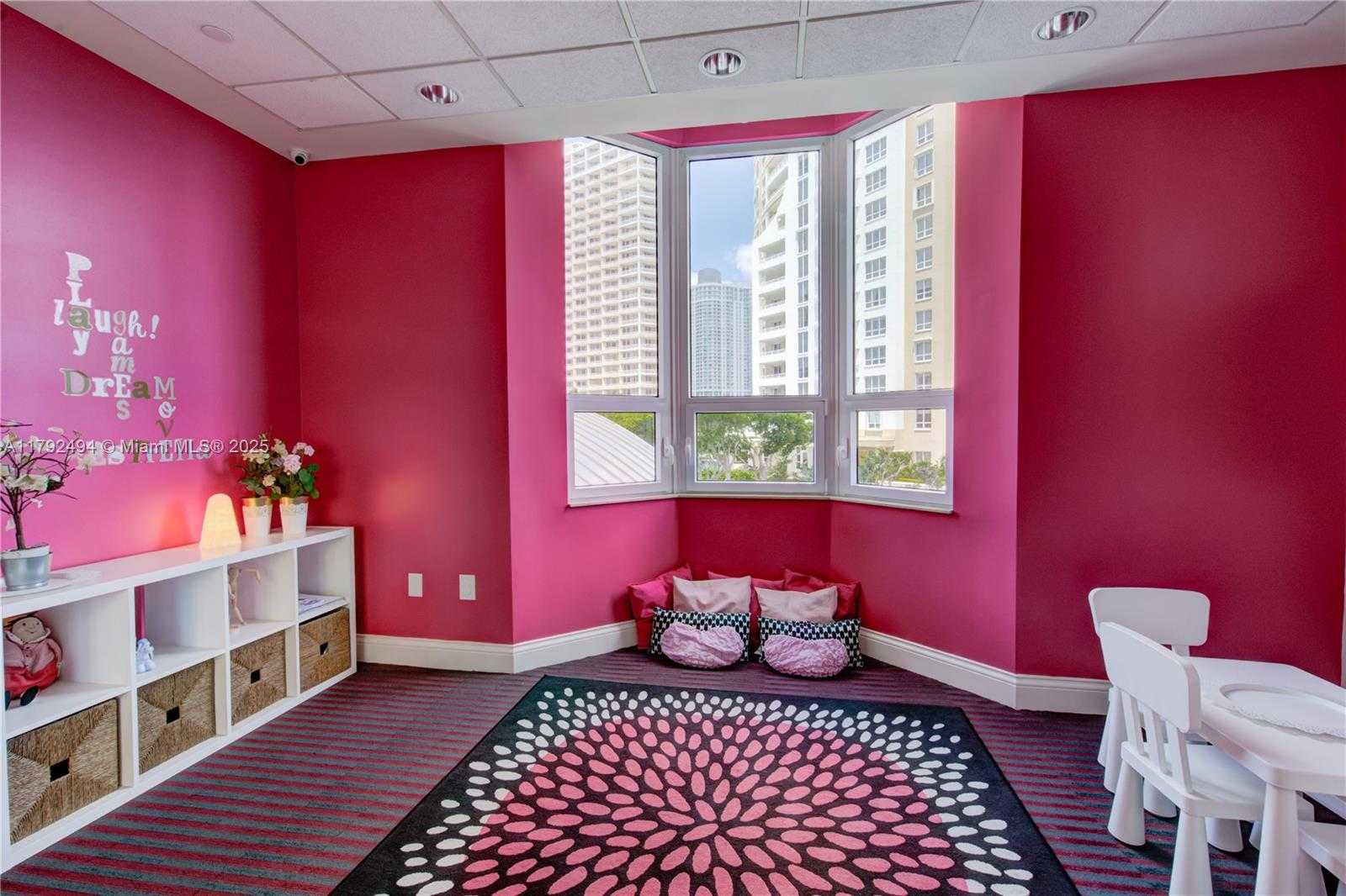 Small Image of 808 BRICKELL KEY DR #3007, Miami Number 41