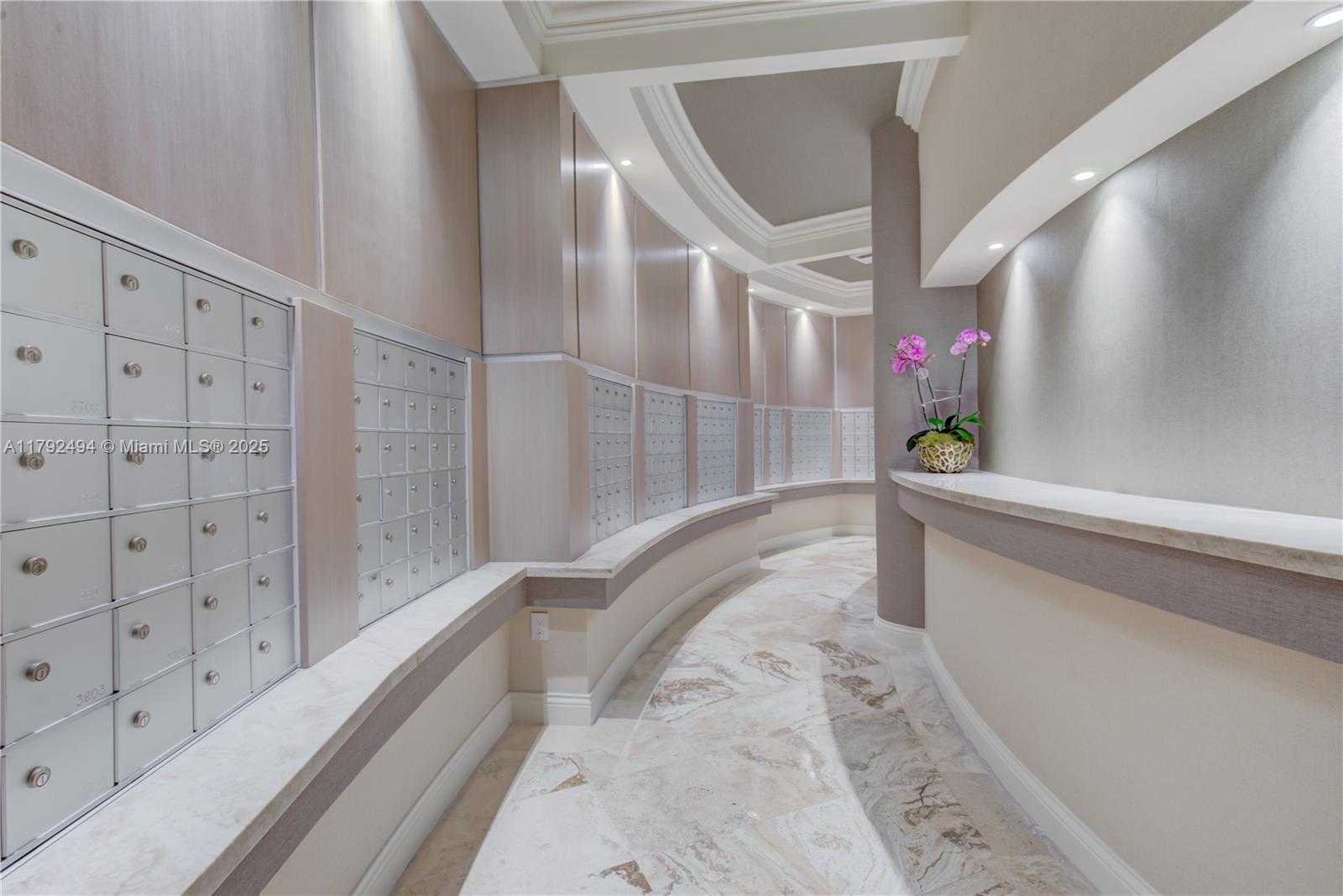 Small Image of 808 BRICKELL KEY DR #3007, Miami Number 43