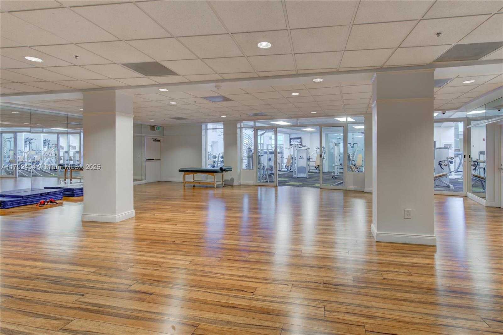 Small Image of 808 BRICKELL KEY DR #3007, Miami Number 48