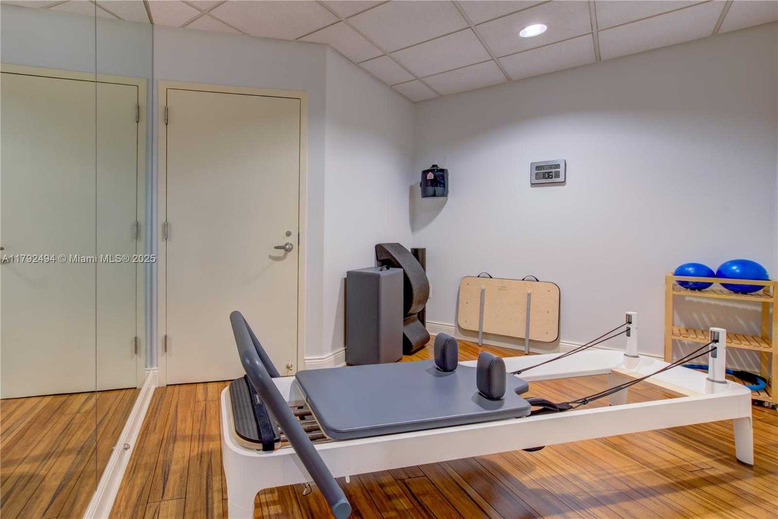 Small Image of 808 BRICKELL KEY DR #3007, Miami Number 53