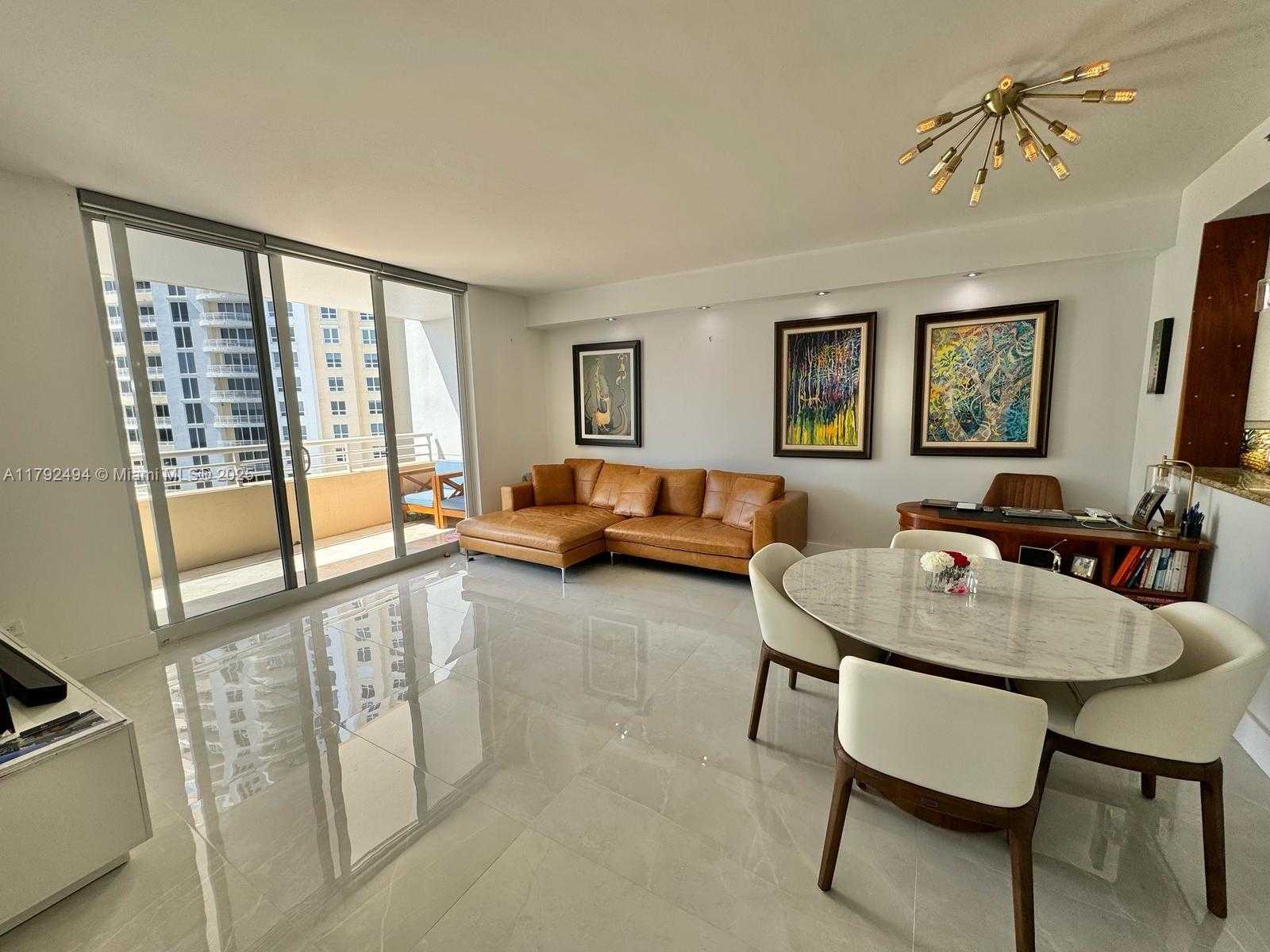 Small Image of 808 BRICKELL KEY DR #3007, Miami Number 7