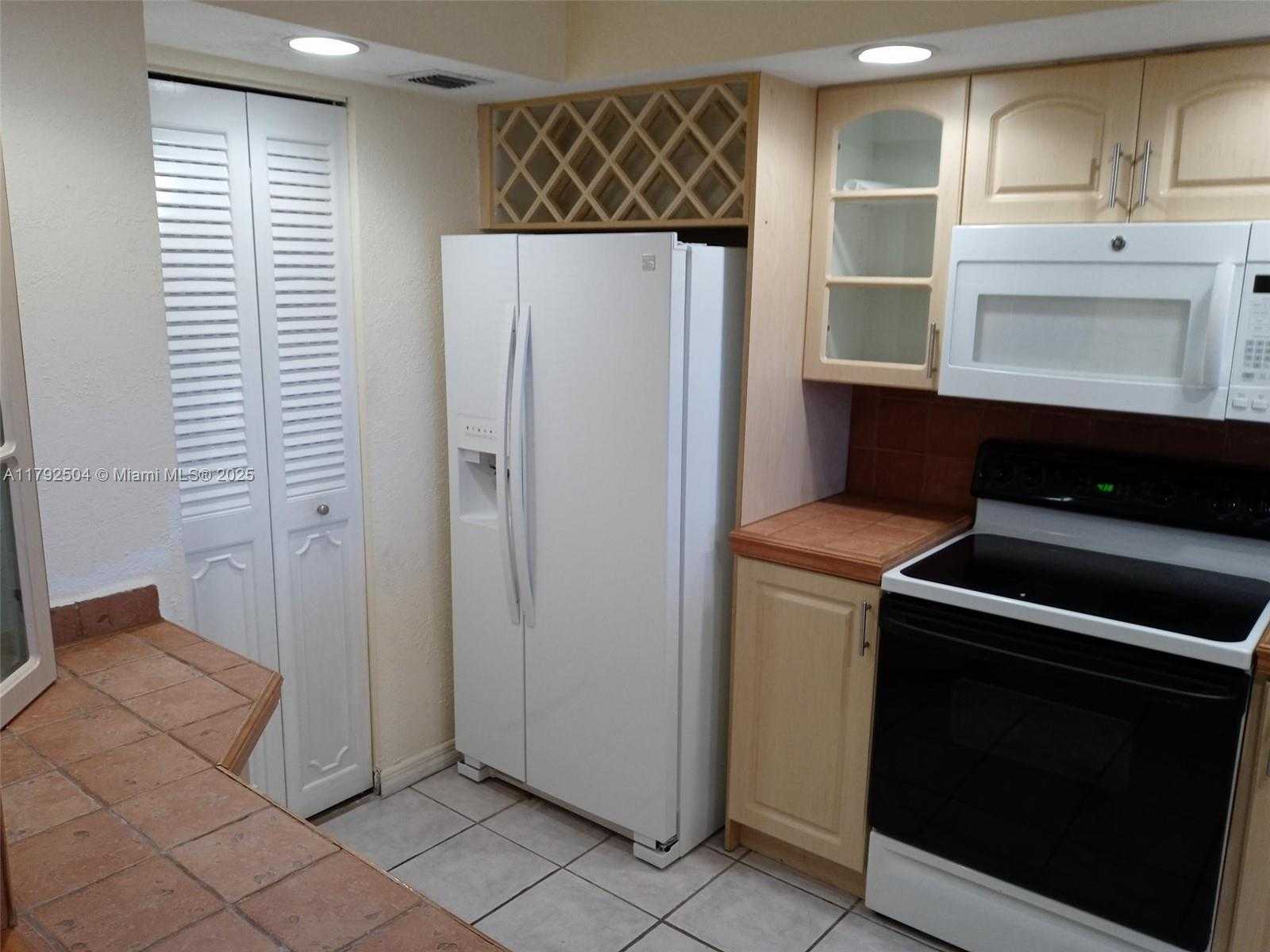 Small Image of 555 NORTH EAST 15TH ST #33H, Miami Number 11