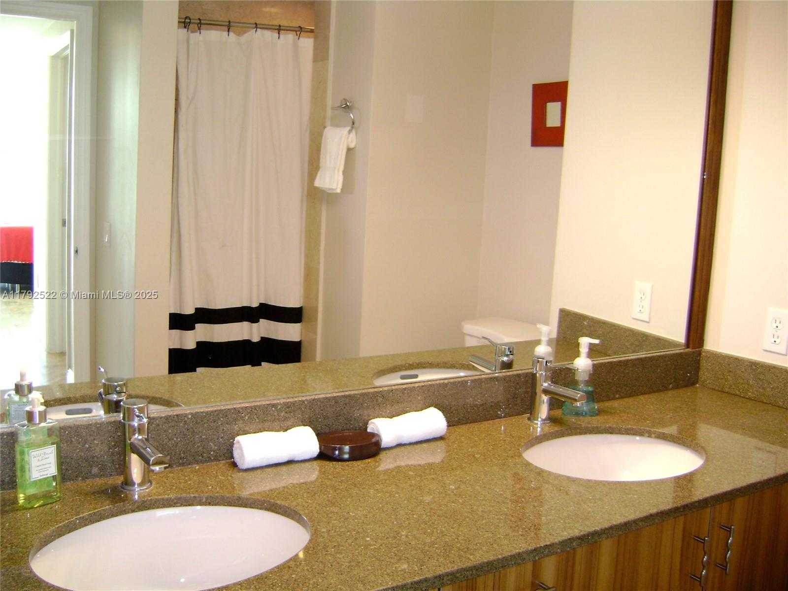Small Image of 6305 SOUTH EAST INDIAN CREEK DR #3F, Miami Beach Number 11