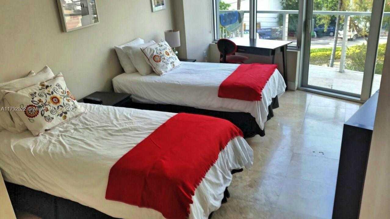 Small Image of 6305 SOUTH EAST INDIAN CREEK DR #3F, Miami Beach Number 12