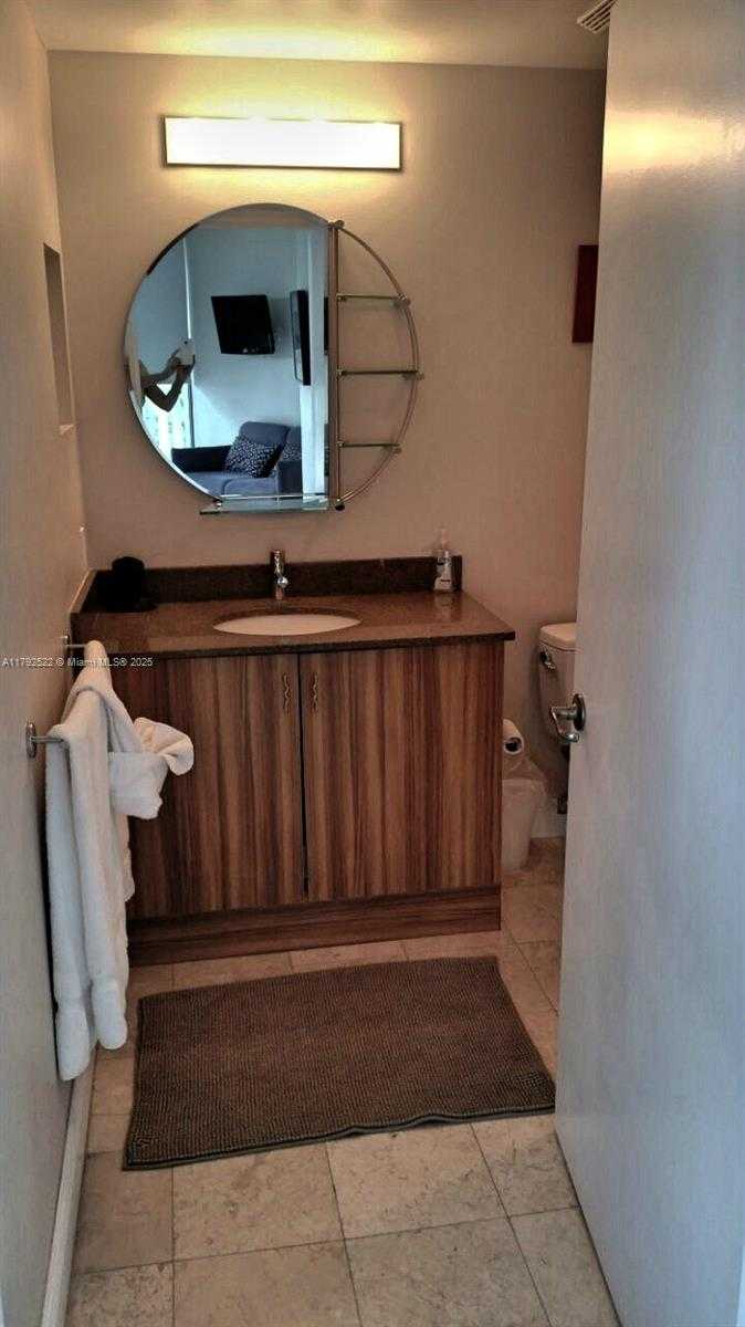 Small Image of 6305 SOUTH EAST INDIAN CREEK DR #3F, Miami Beach Number 19