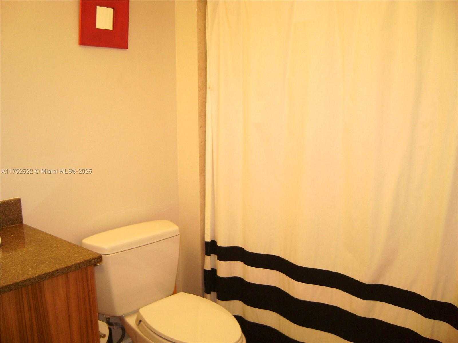 Small Image of 6305 SOUTH EAST INDIAN CREEK DR #3F, Miami Beach Number 20