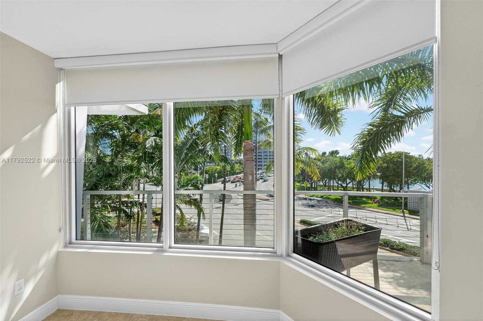 Small Image of 6305 INDIAN CREEK DR #3F, Miami Beach Number 41