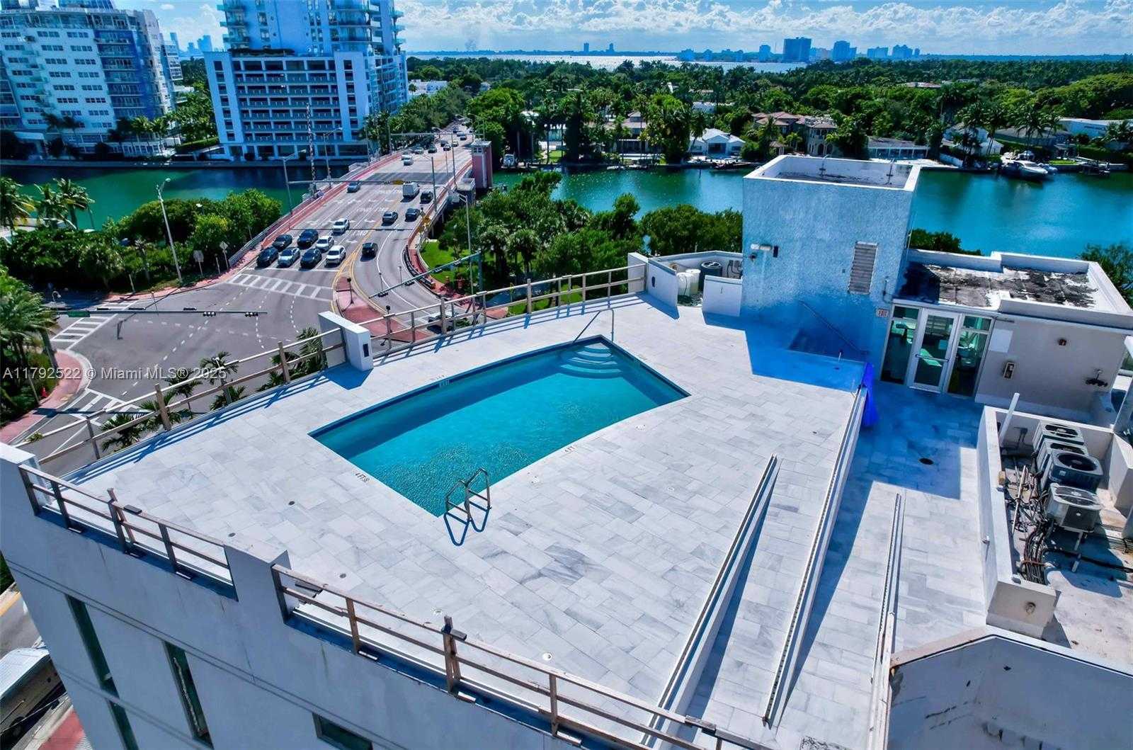 Small Image of 6305 INDIAN CREEK DR #3F, Miami Beach Number 58