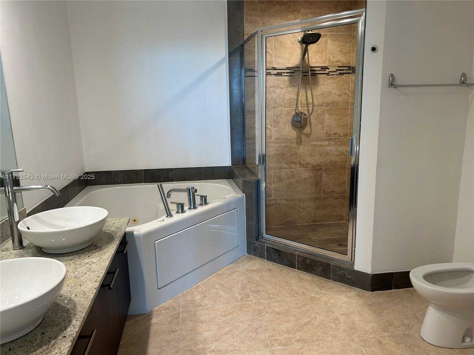 Small Image of 3029 NORTH EAST 188TH ST #905, Aventura Number 14