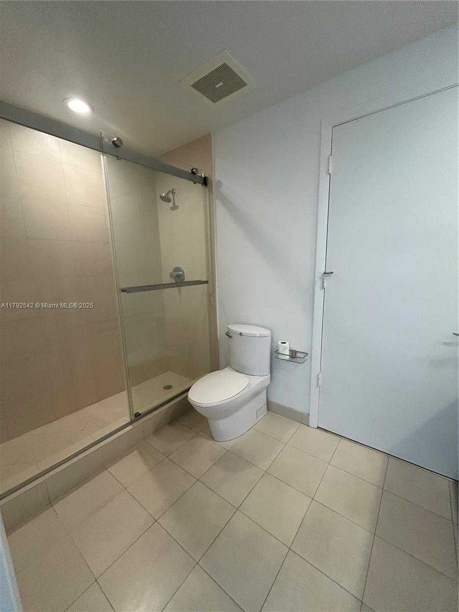 Small Image of 3029 NORTH EAST 188TH ST #905, Aventura Number 26