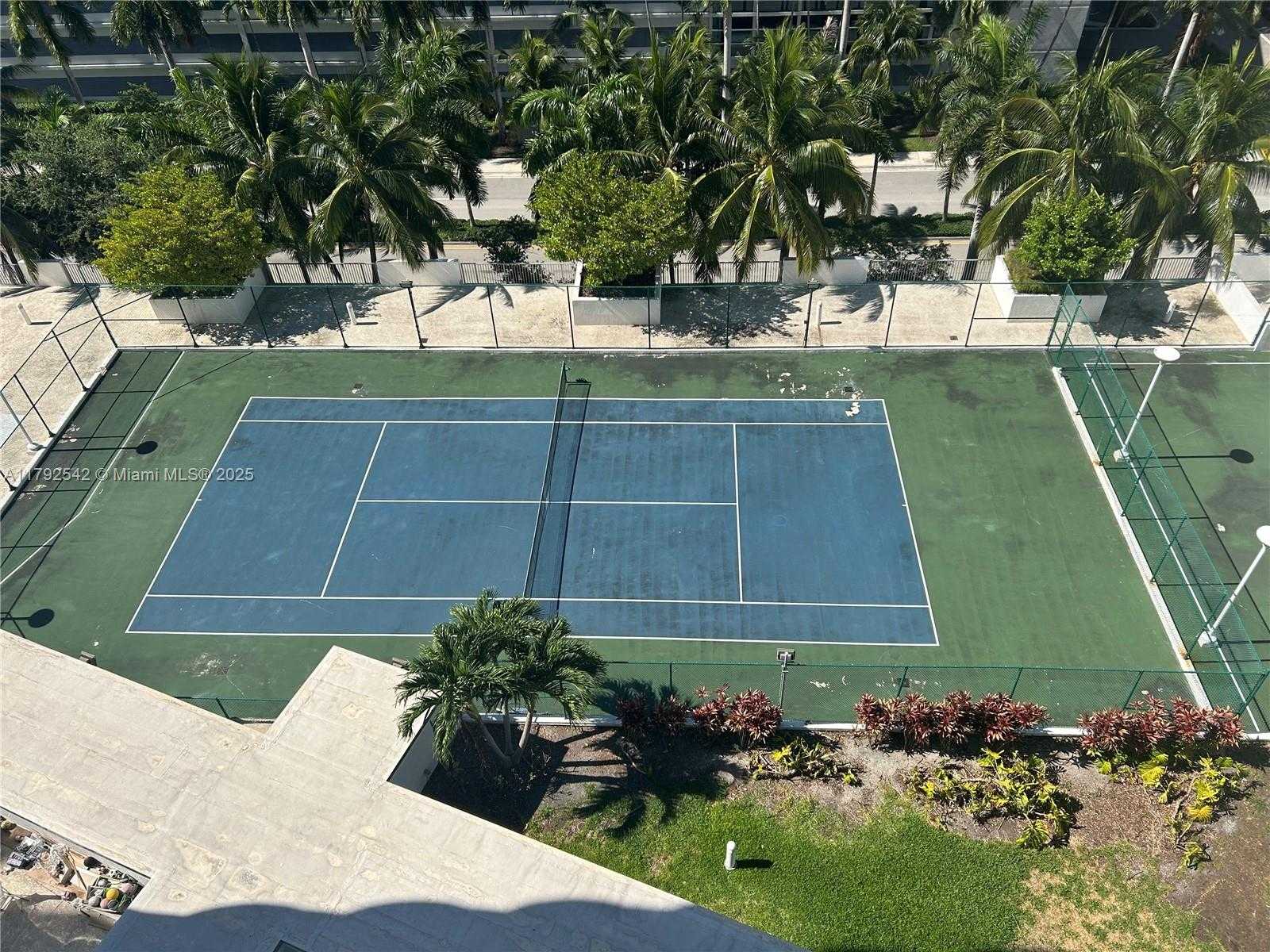 Small Image of 3029 NORTH EAST 188TH ST #905, Aventura Number 37