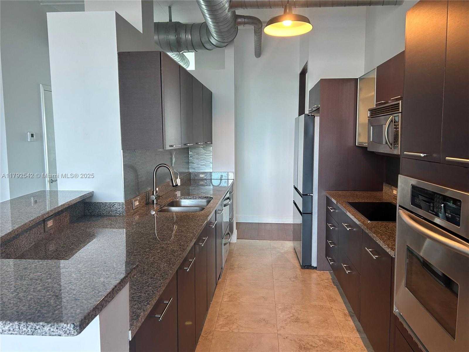 Small Image of 3029 NORTH EAST 188TH ST #905, Aventura Number 6