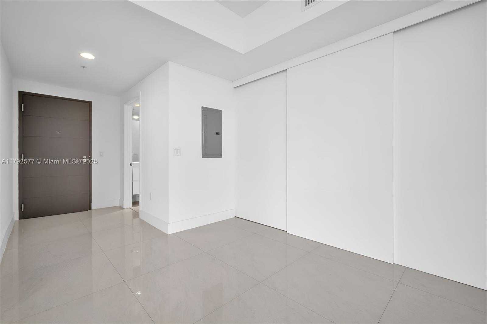 Small Image of 17301 BISCAYNE BLVD #1108, Aventura Number 30