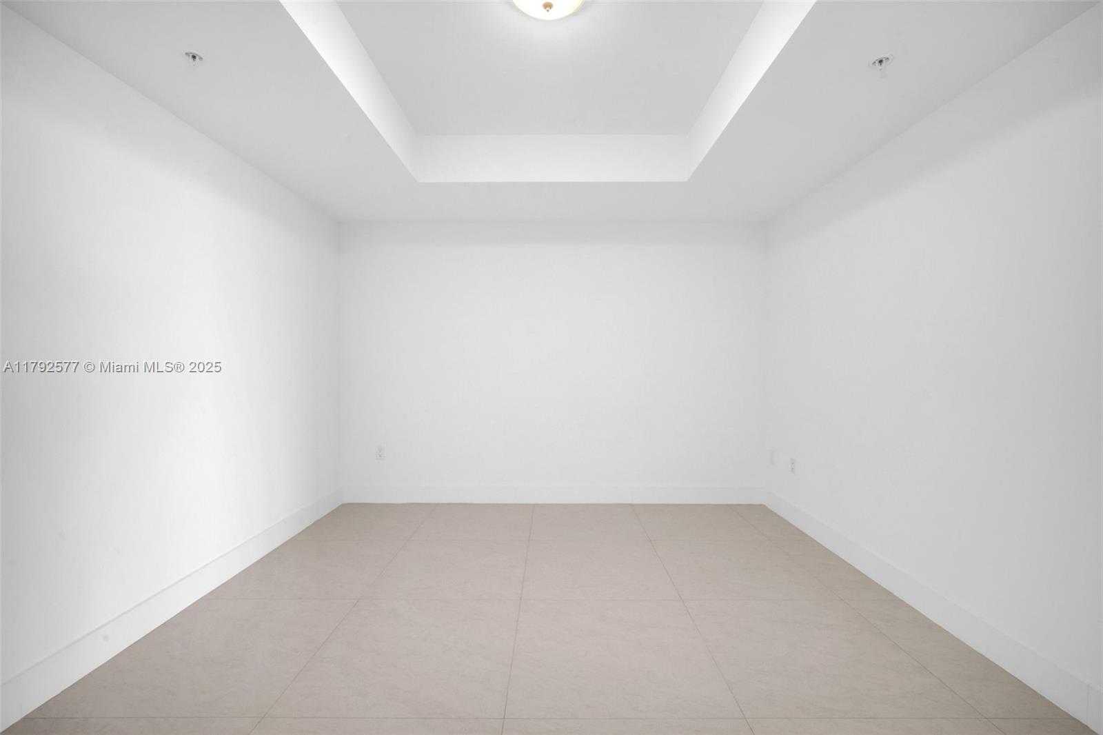 Small Image of 17301 BISCAYNE BLVD #1108, Aventura Number 32