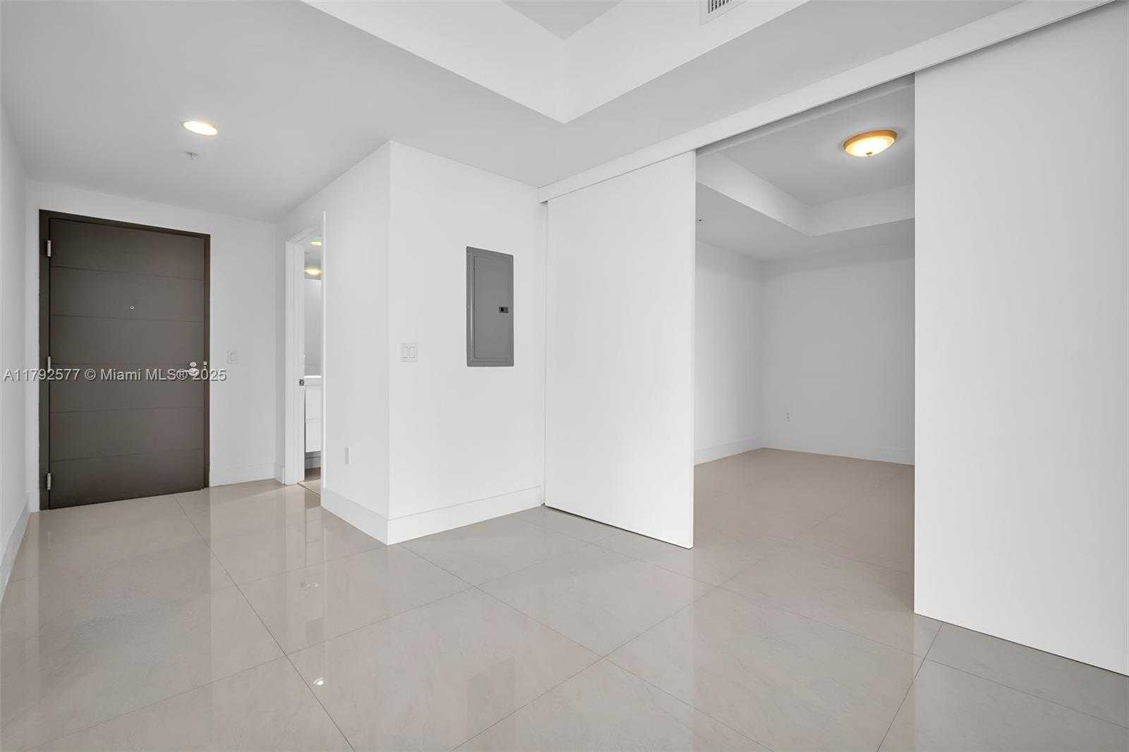 Small Image of 17301 BISCAYNE BLVD #1108, Aventura Number 39
