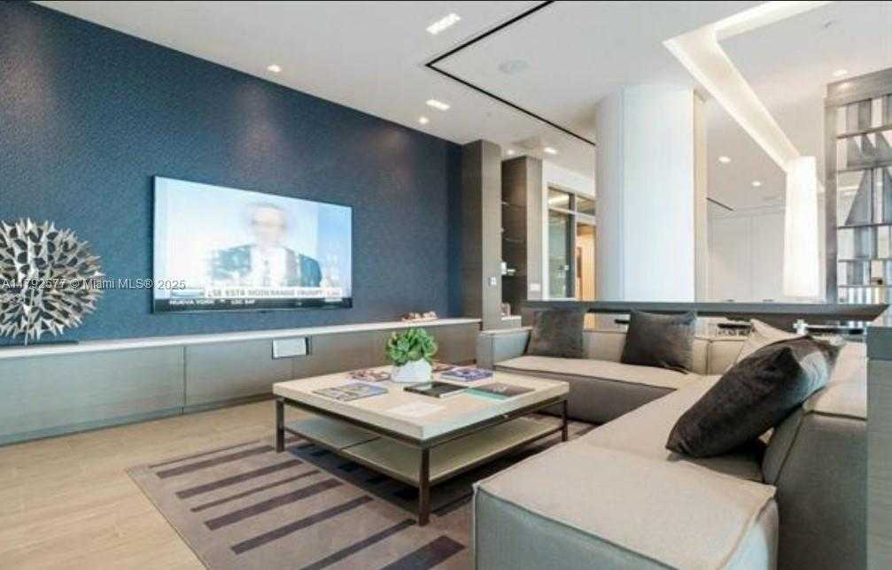 Small Image of 17301 BISCAYNE BLVD #1108, Aventura Number 50