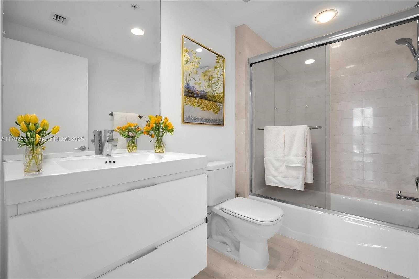 Small Image of 17301 BISCAYNE BLVD #1108, Aventura Number 9