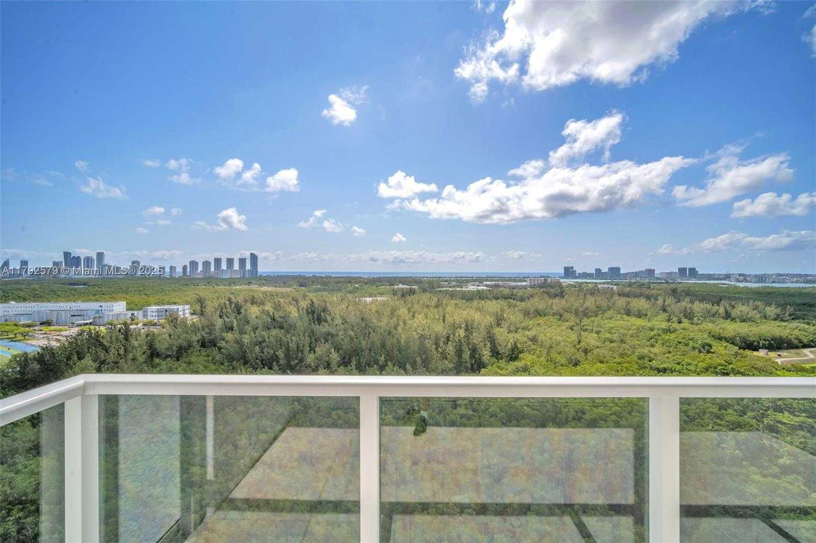 Small Image of 14951 ROYAL OAKS LN (RENOVATED) #2105, North Miami Number 19