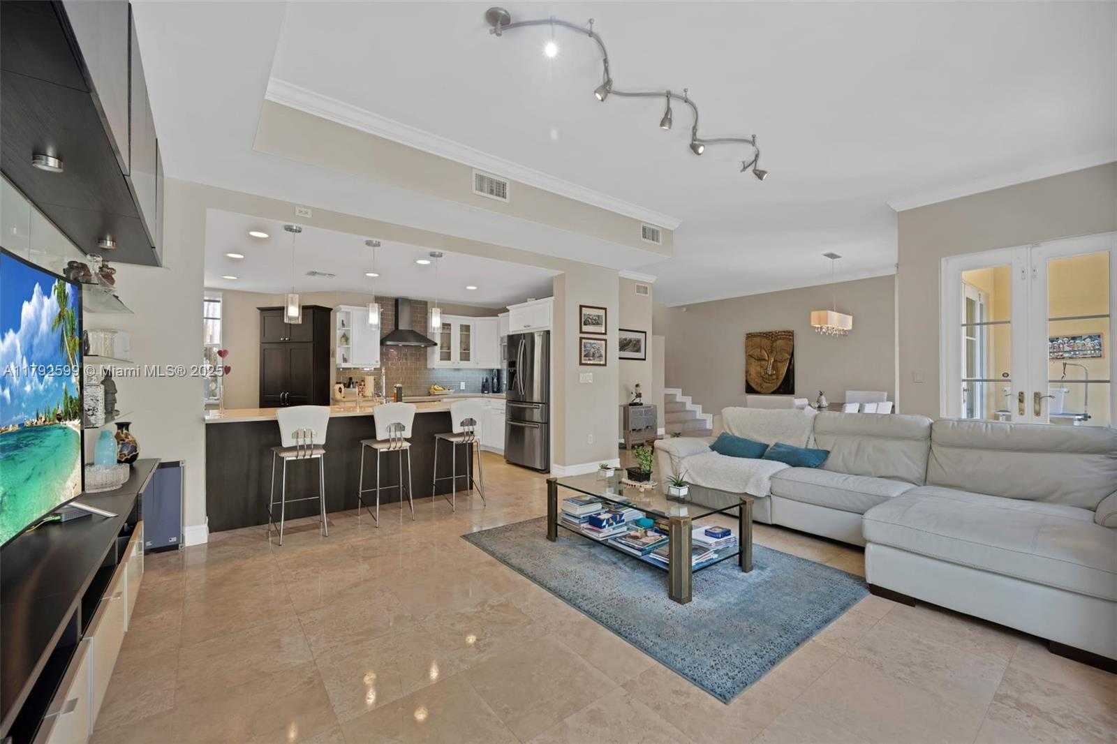 Small Image of 18345 NORTH EAST 30TH PL #18345, Aventura Number 3