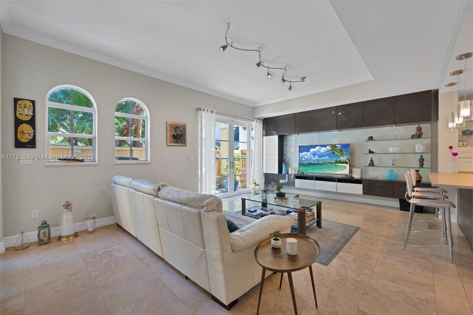 Small Image of 18345 NORTH EAST 30TH PL #18345, Aventura Number 5