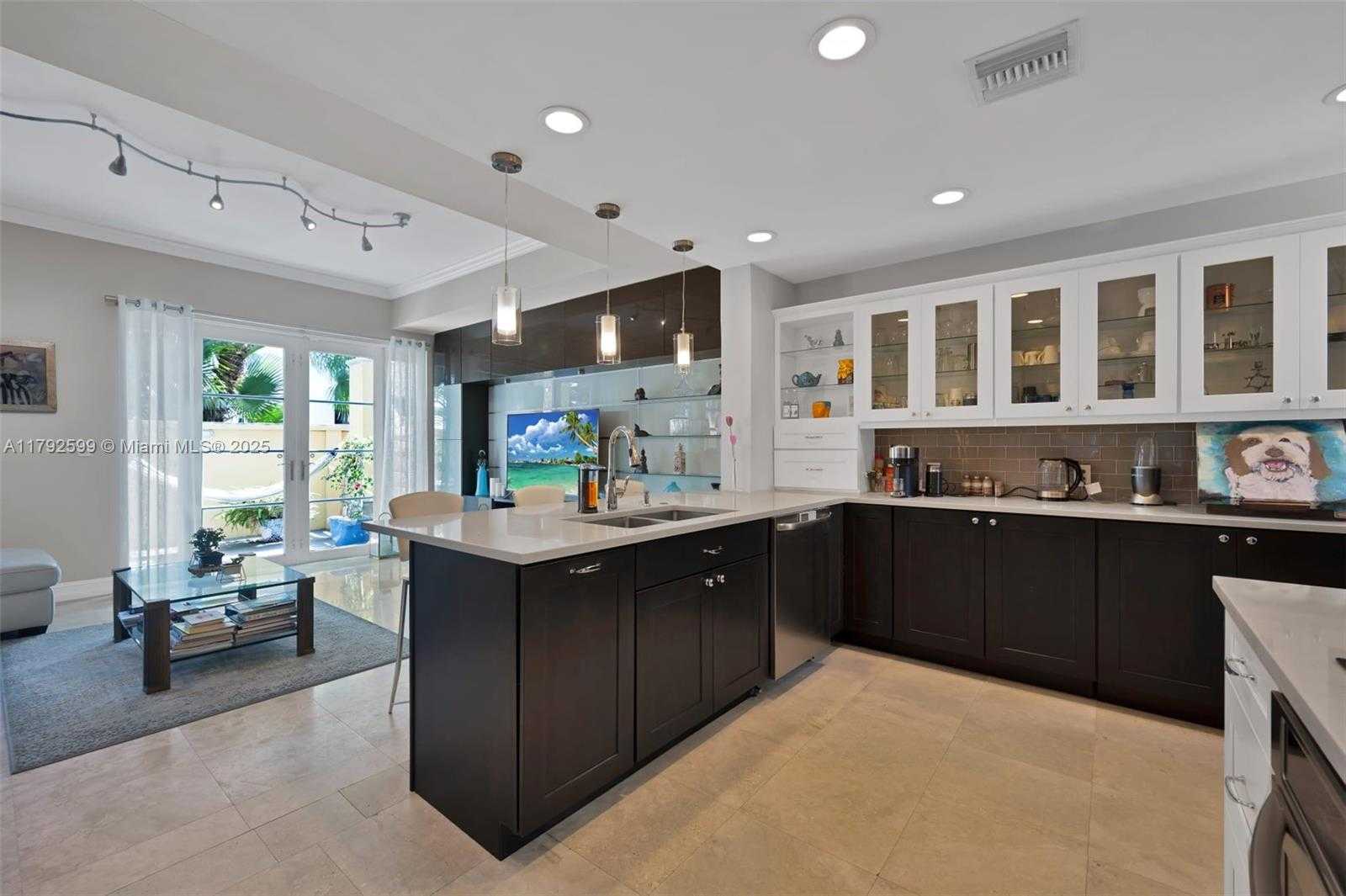 Small Image of 18345 NORTH EAST 30TH PL #18345, Aventura Number 7