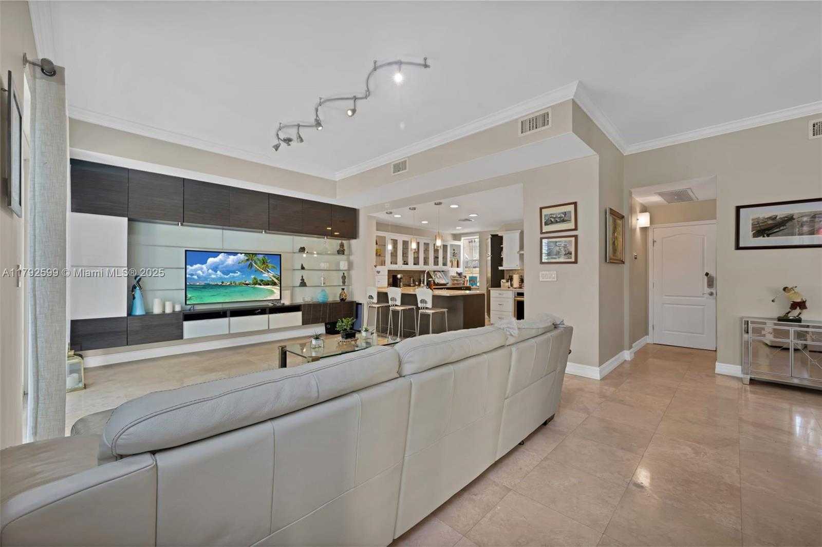 Small Image of 18345 NORTH EAST 30TH PL #18345, Aventura Number 9