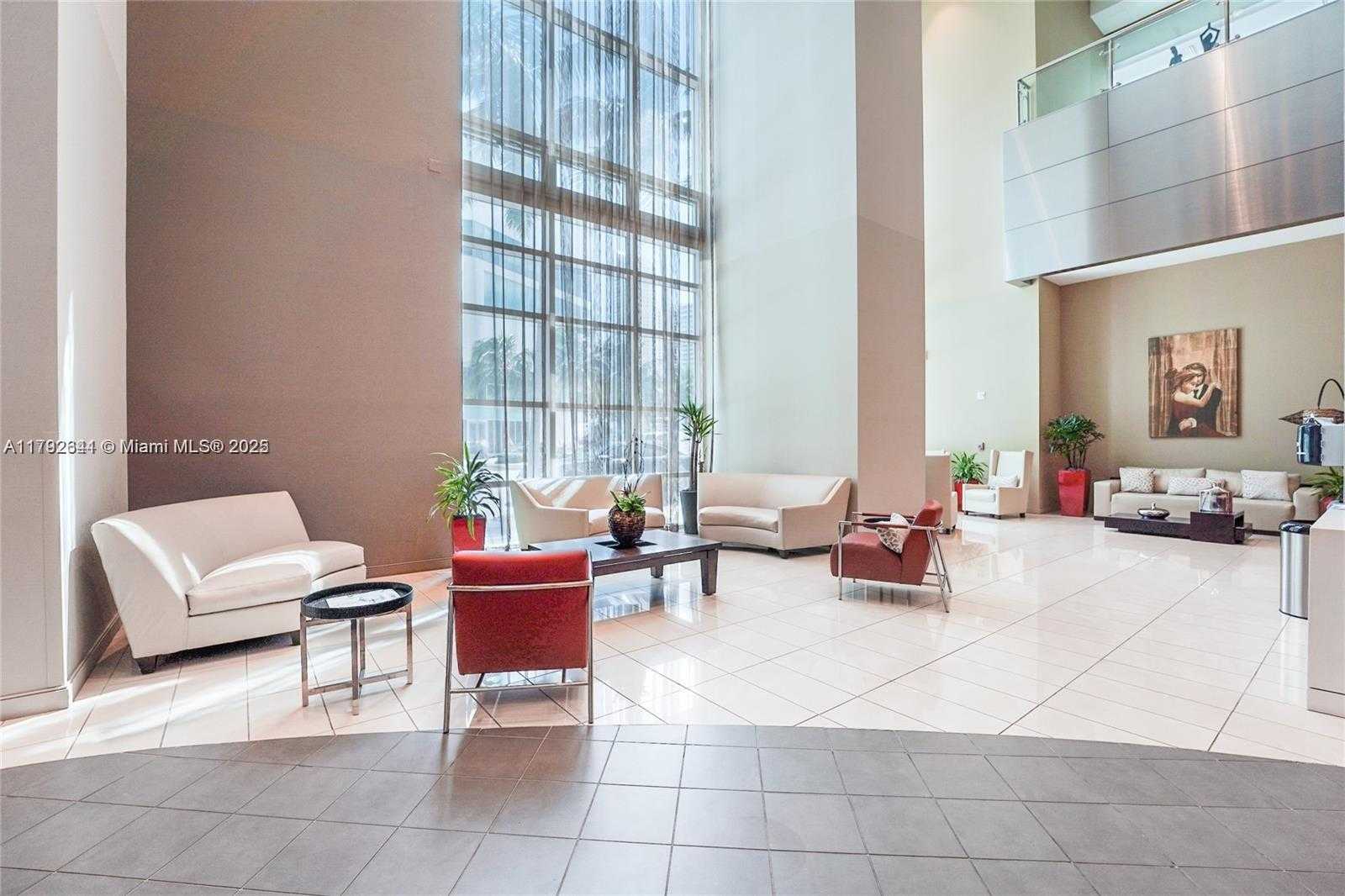 Small Image of 300 SOUTH BISCAYNE BLVD #L-432, Miami Number 25