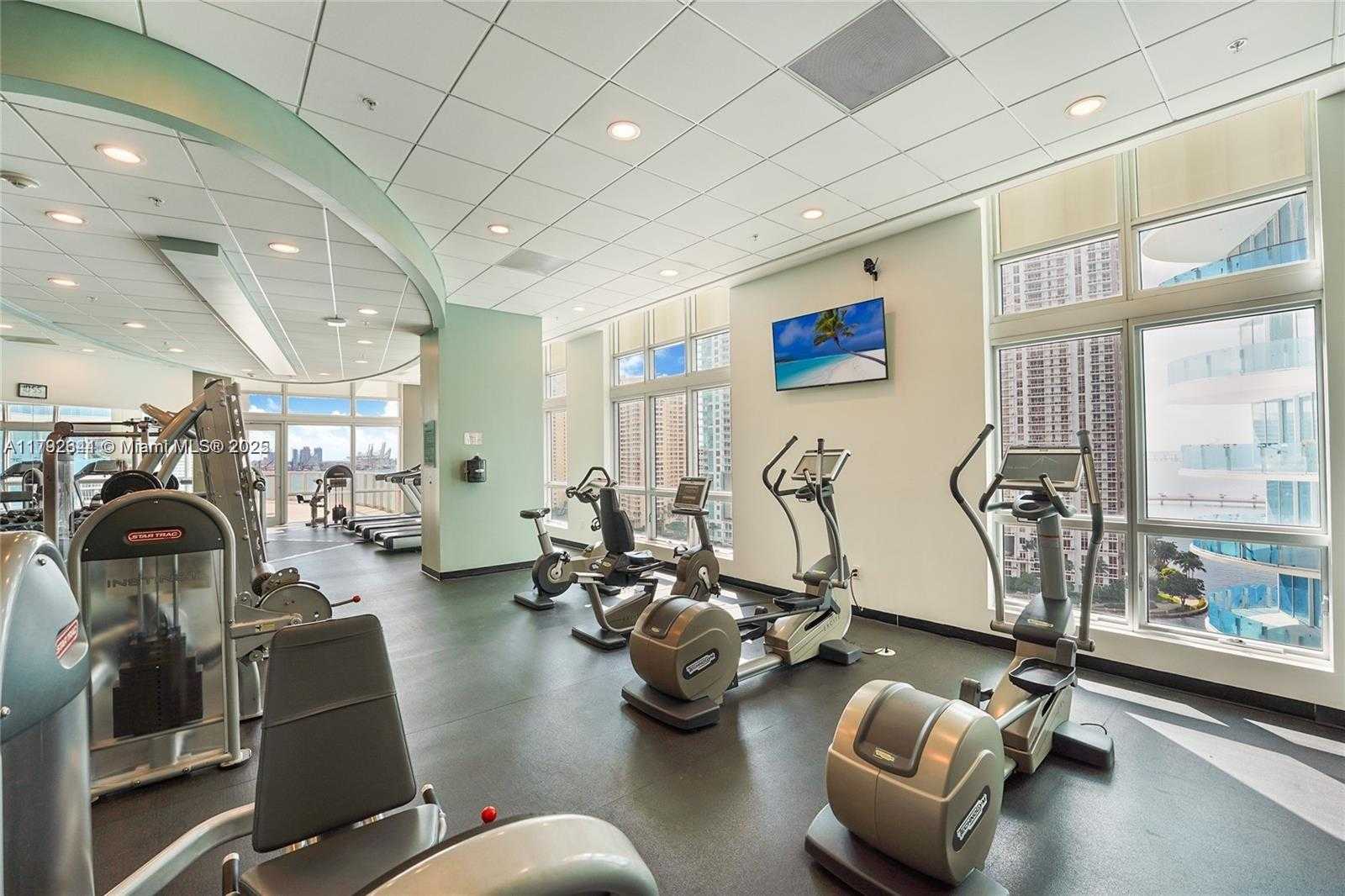 Small Image of 300 SOUTH BISCAYNE BLVD #L-432, Miami Number 26