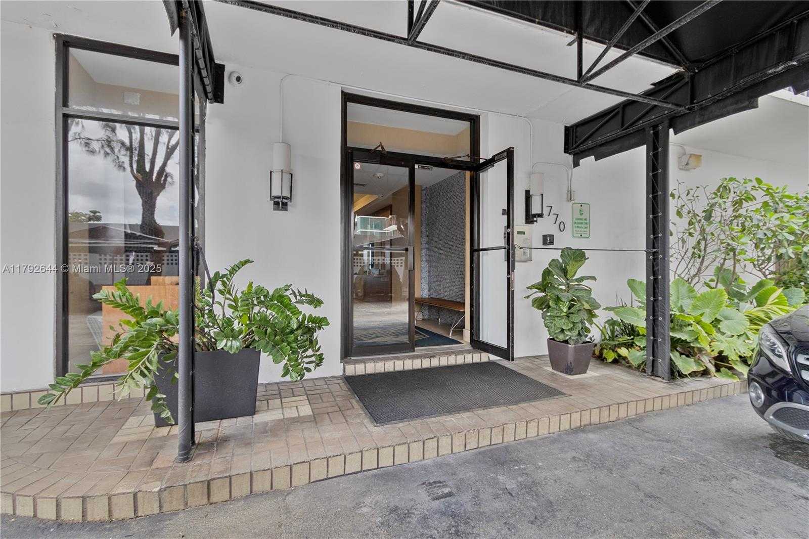 Small Image of 770 NORTH EAST 69TH ST #6E, Miami Number 23