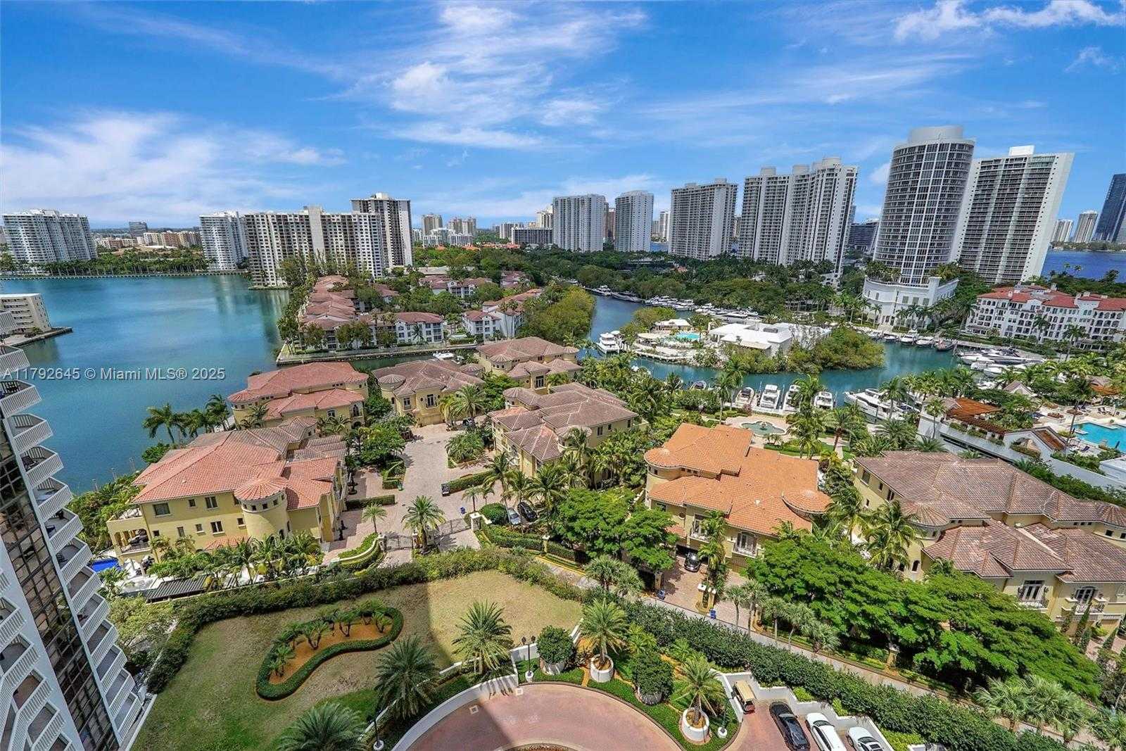 Small Image of 1000 ISLAND BLVD #1805, Aventura Number 31