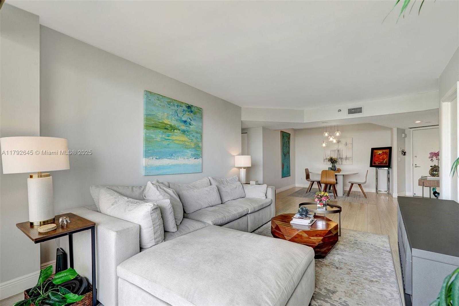 Small Image of 1000 ISLAND BLVD #1805, Aventura Number 5