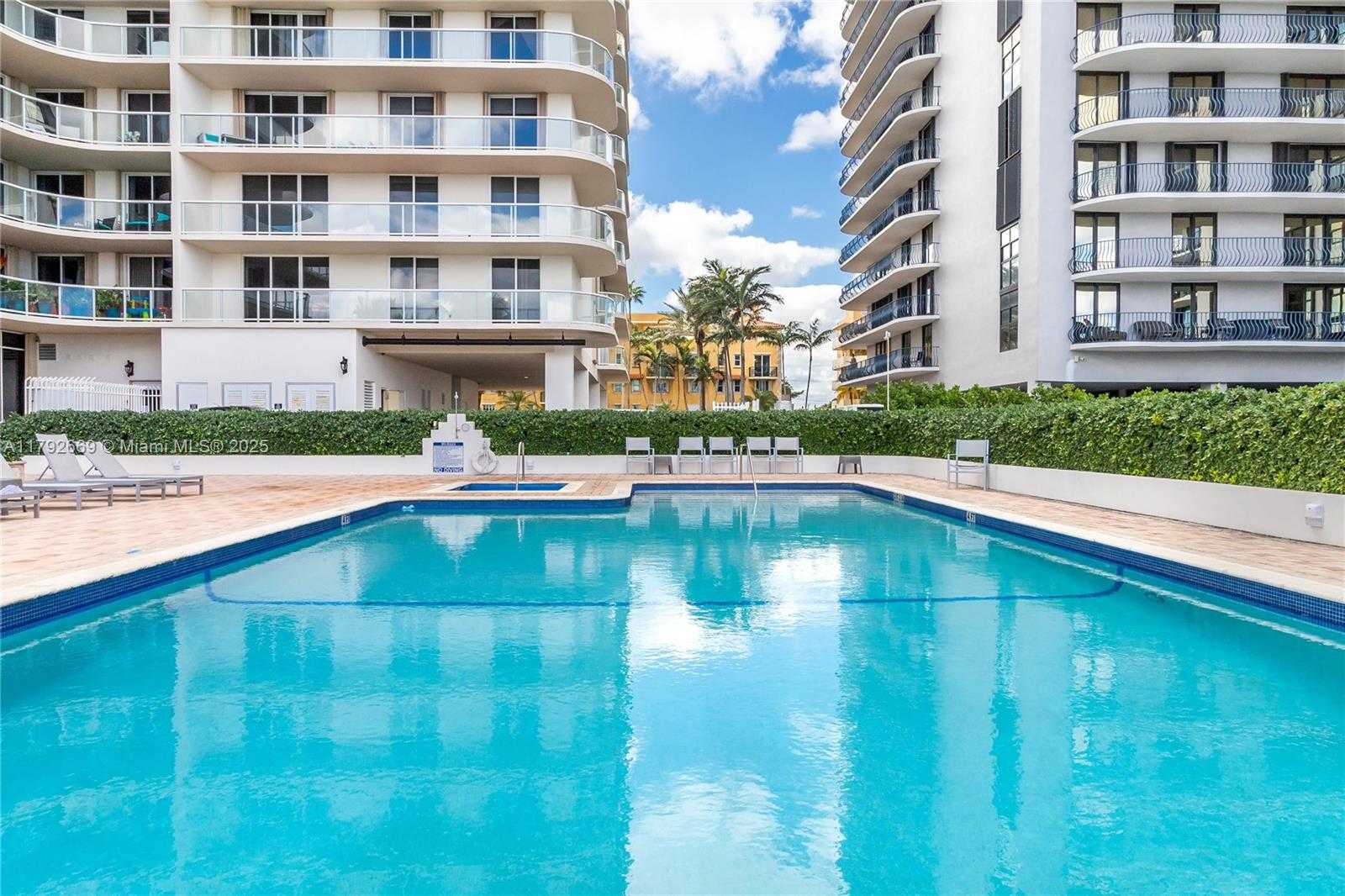 Small Image of 8855 COLLINS AVE #8J, Surfside Number 36