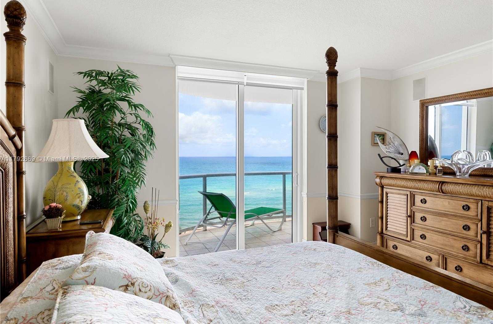 Small Image of 8855 COLLINS AVE #8J, Surfside Number 63