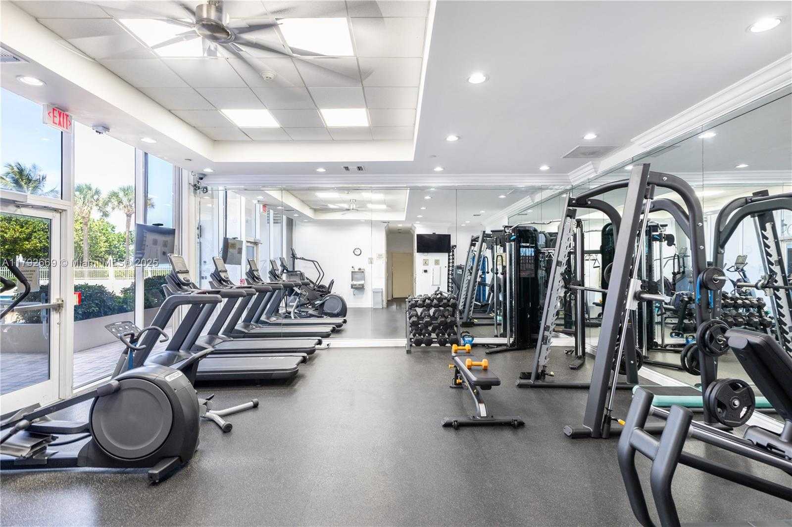 Small Image of 8855 COLLINS AVE #8J, Surfside Number 68