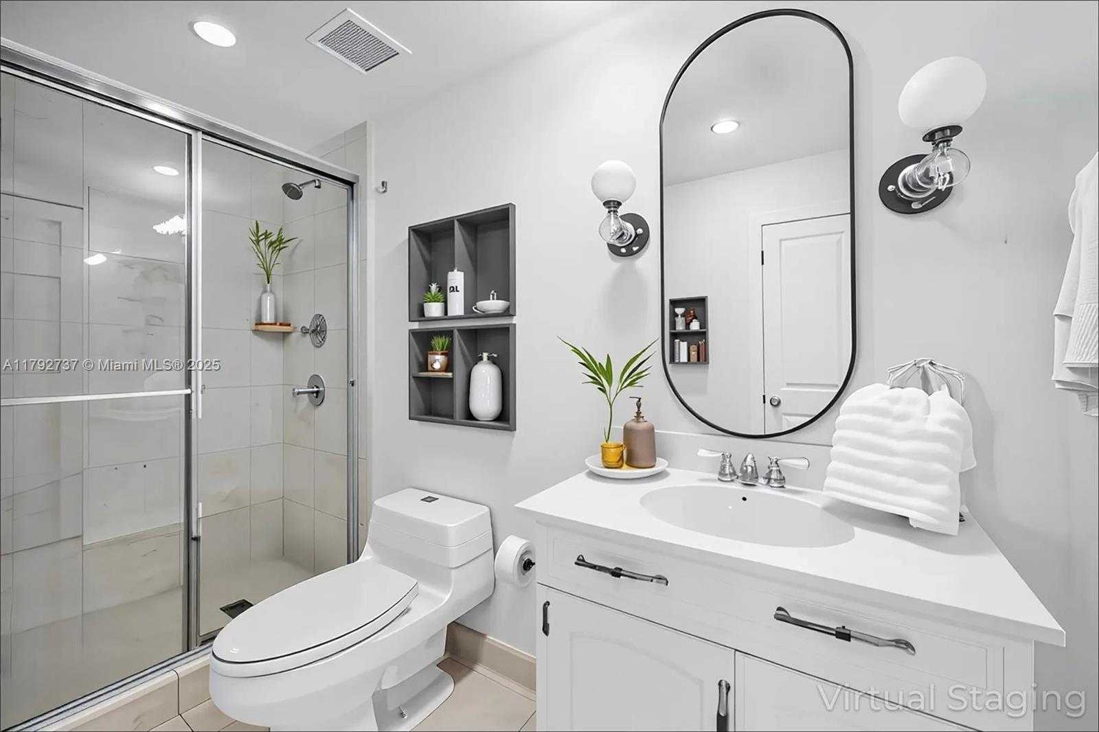 Small Image of 3530 MYSTIC POINTE DR #2106, Aventura Number 17