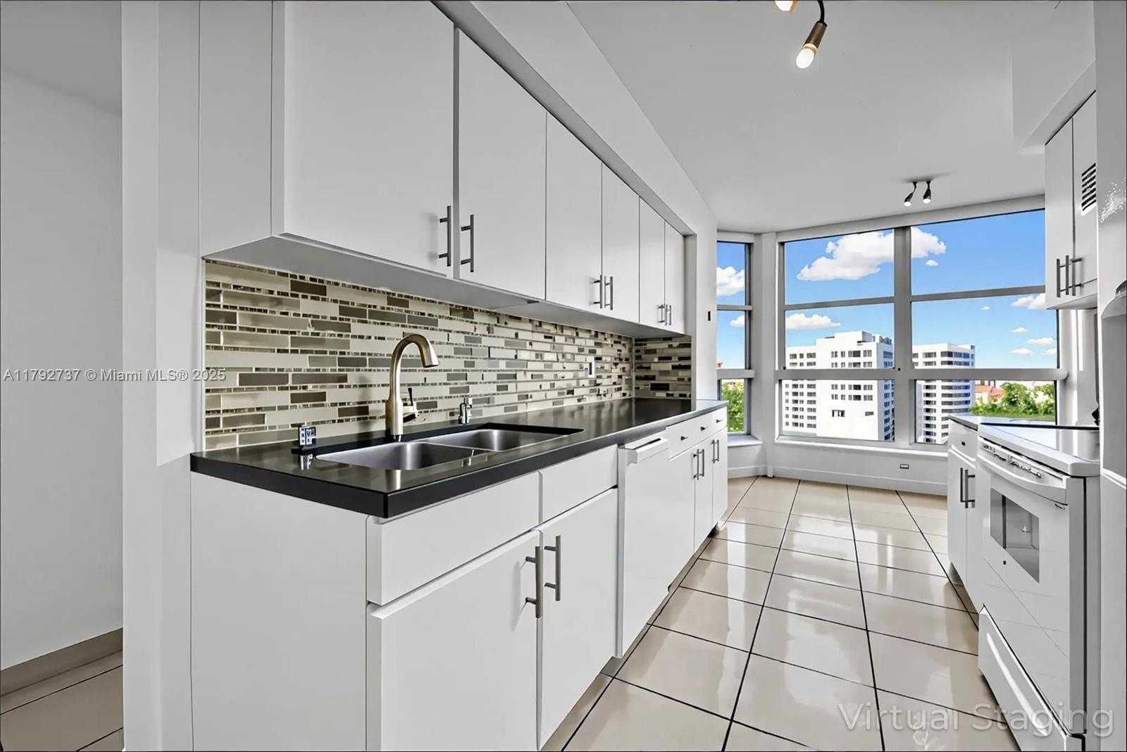 Small Image of 3530 MYSTIC POINTE DR #2106, Aventura Number 19