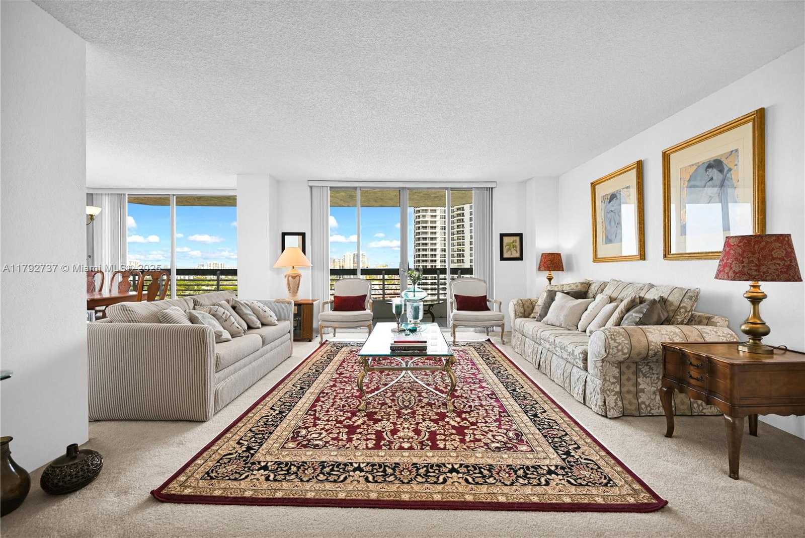 Small Image of 3530 MYSTIC POINTE DR #2106, Aventura Number 4
