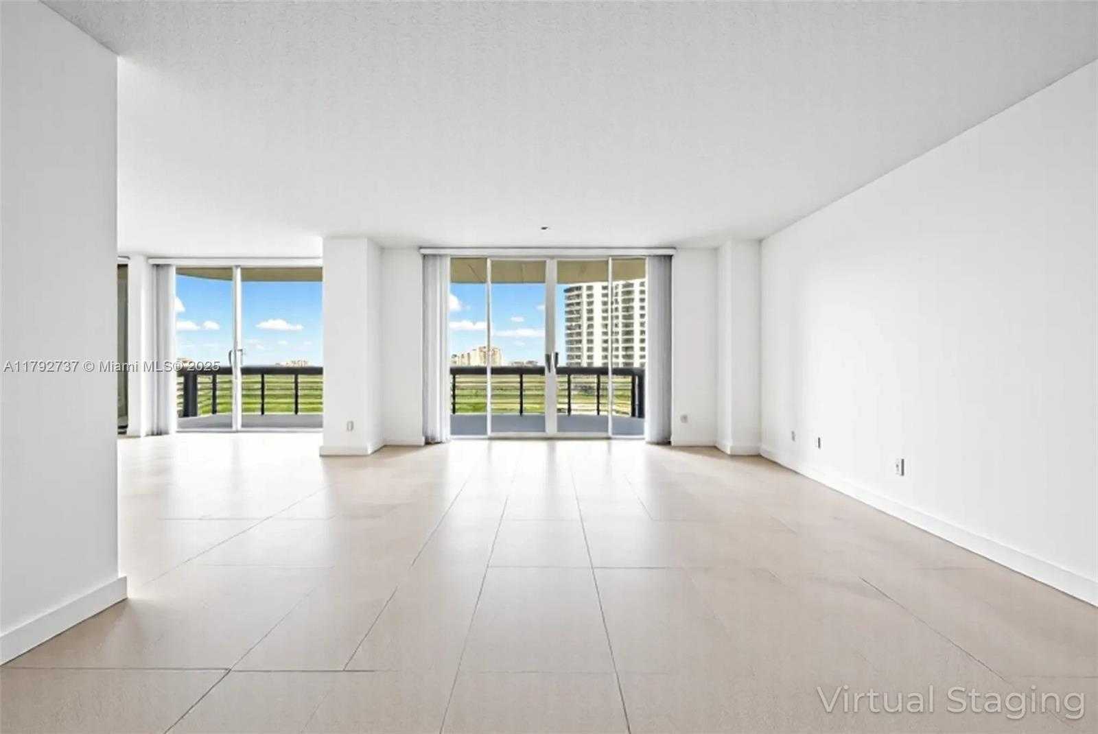 Small Image of 3530 MYSTIC POINTE DR #2106, Aventura Number 5