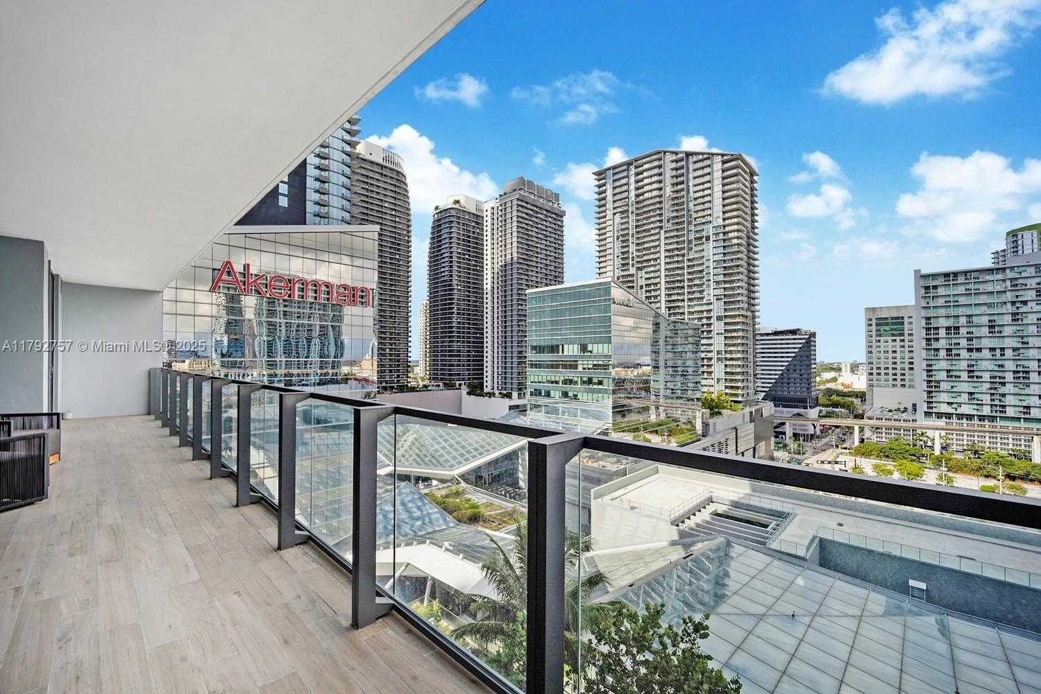 Small Image of 68 SOUTH EAST 6TH ST #1204, Miami Number 4
