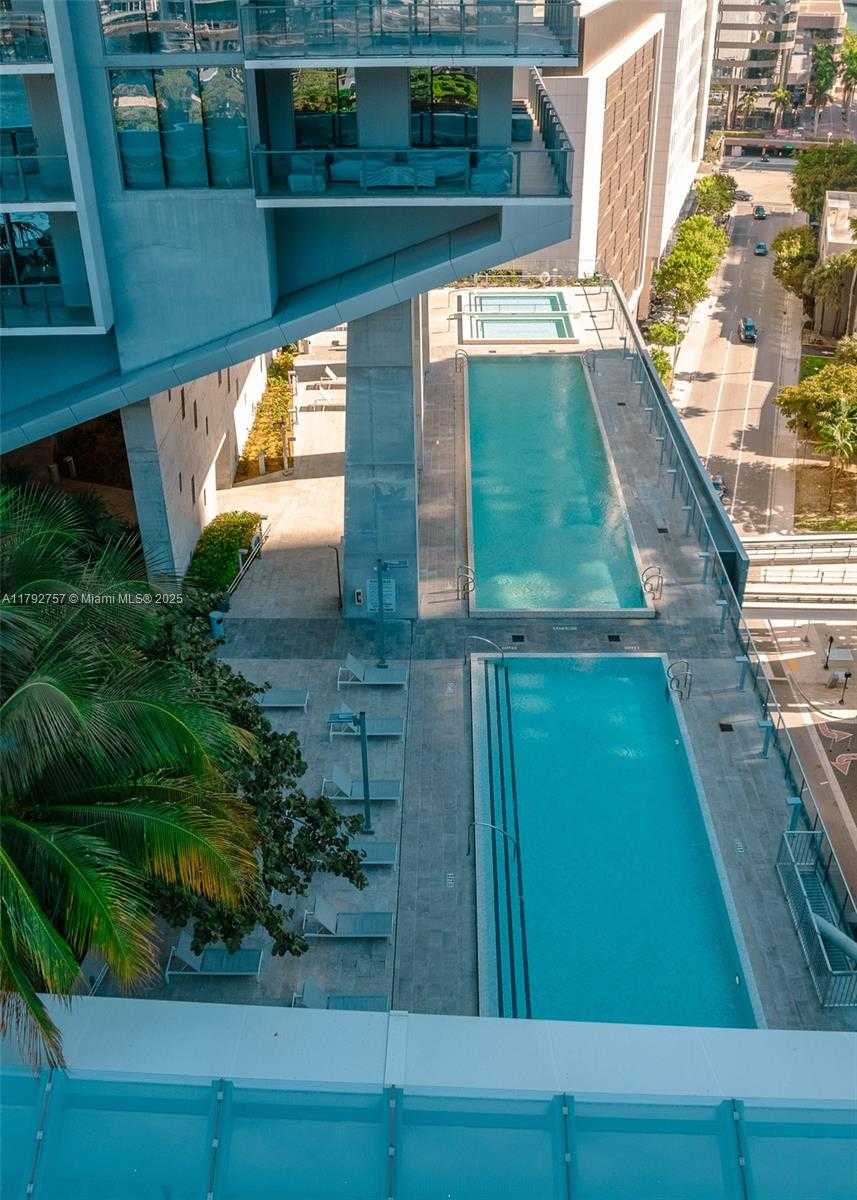 Small Image of 68 SOUTH EAST 6TH ST #1204, Miami Number 45