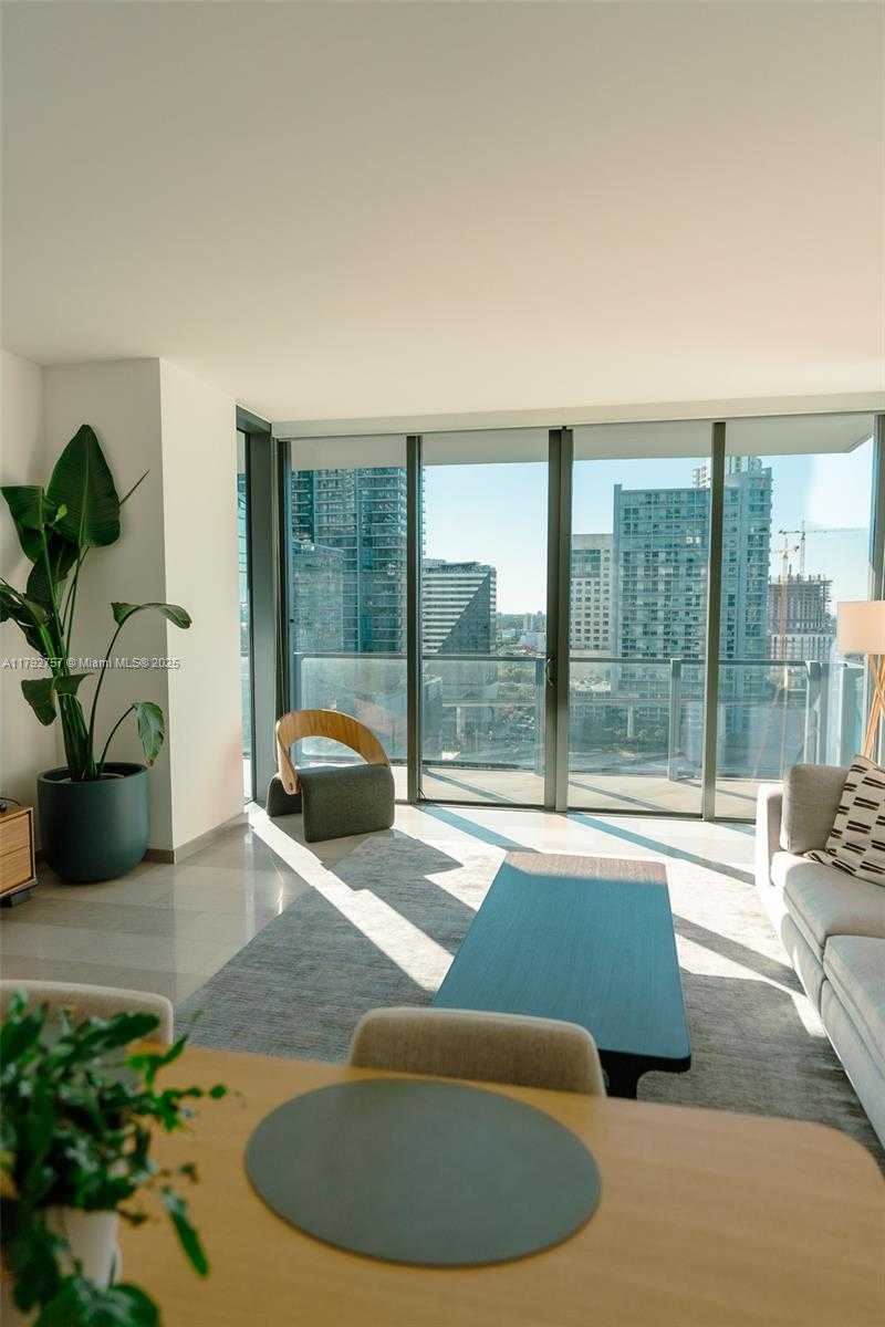 Small Image of 68 SOUTH EAST 6TH ST #1204, Miami Number 9