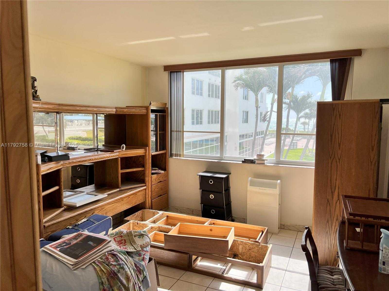 Small Image of 5005 COLLINS AVE #214, Miami Beach Number 11