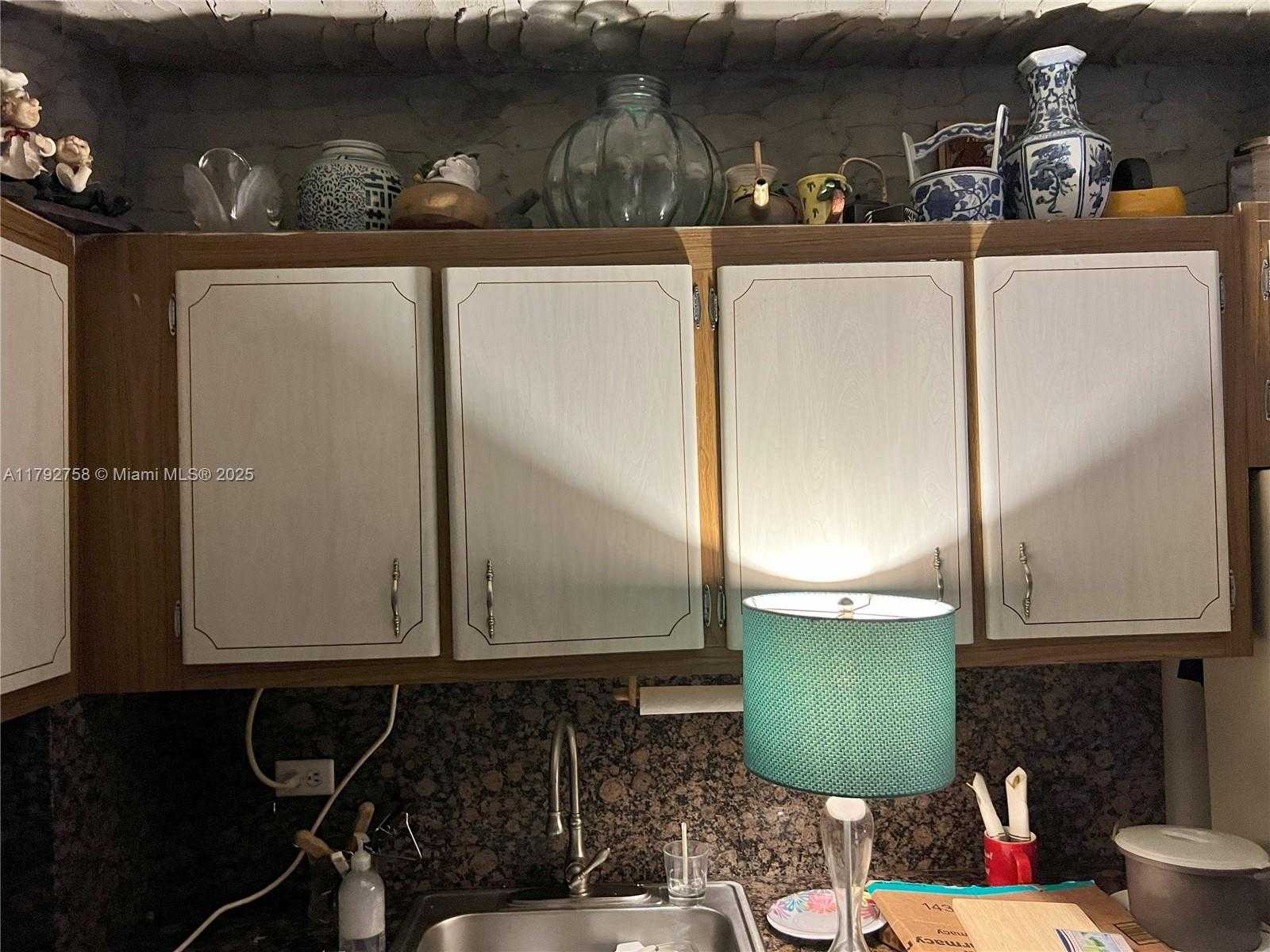 Small Image of 5005 COLLINS AVE #214, Miami Beach Number 17