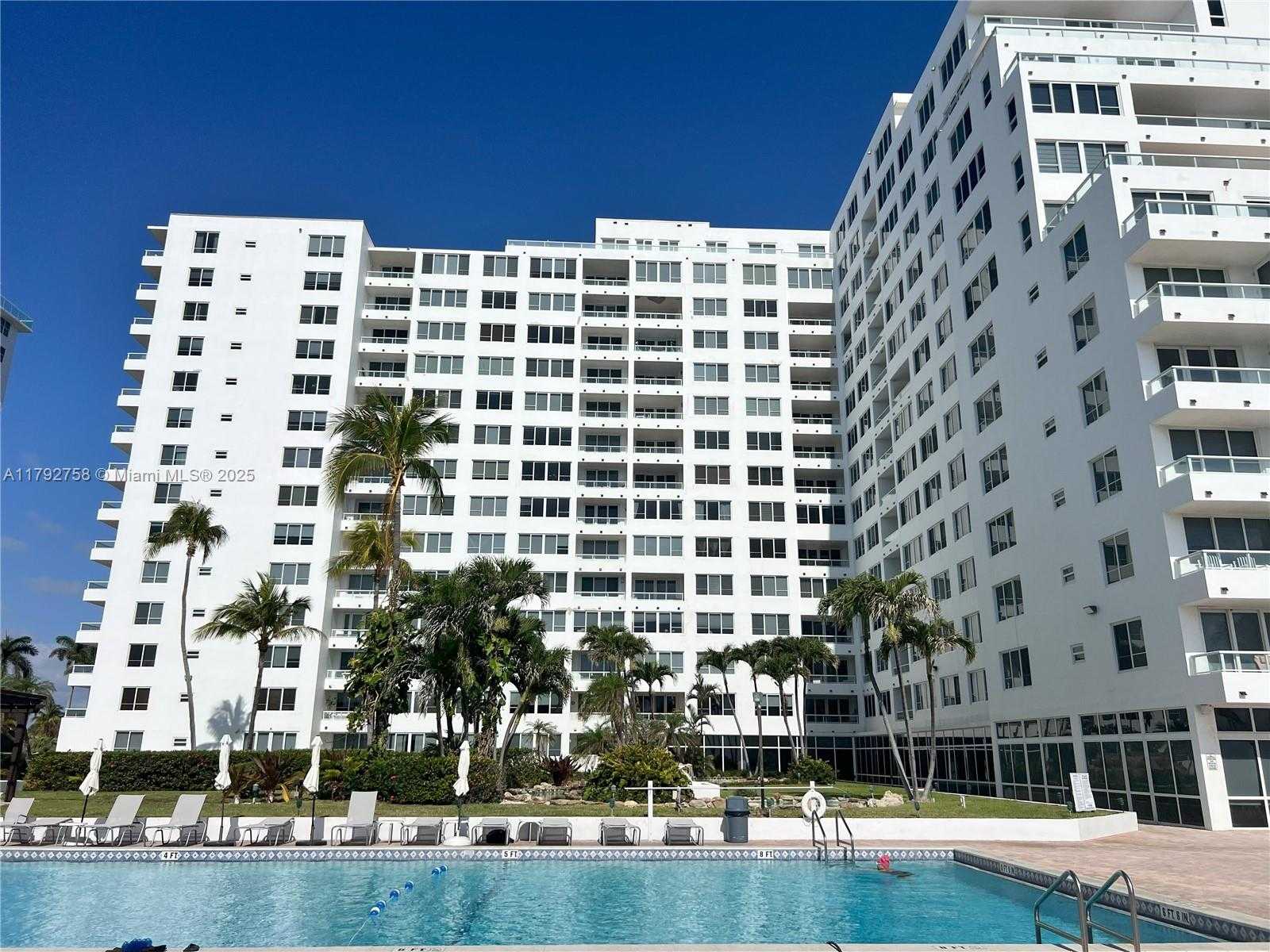 Small Image of 5005 COLLINS AVE #214, Miami Beach Number 25