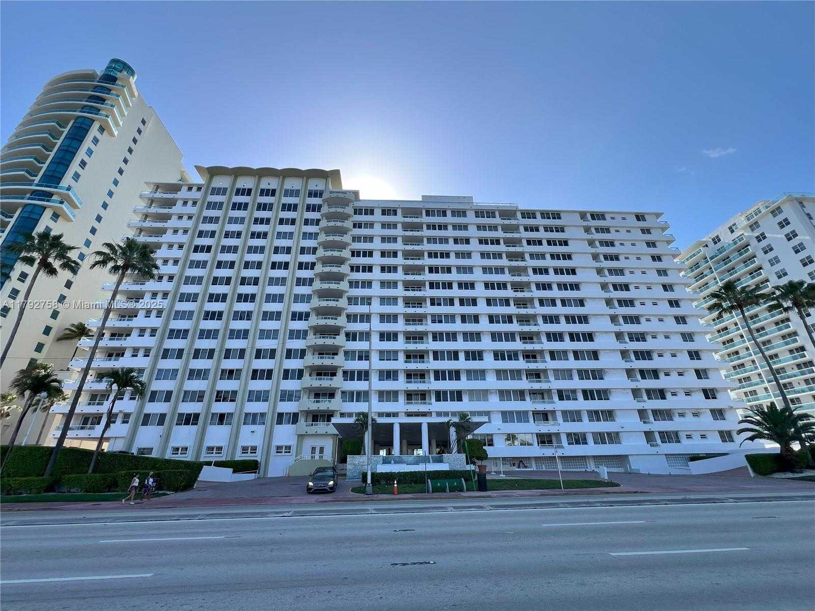 Small Image of 5005 COLLINS AVE #214, Miami Beach Number 28