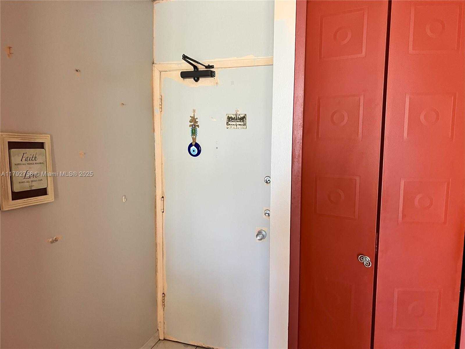 Small Image of 5005 COLLINS AVE #214, Miami Beach Number 7