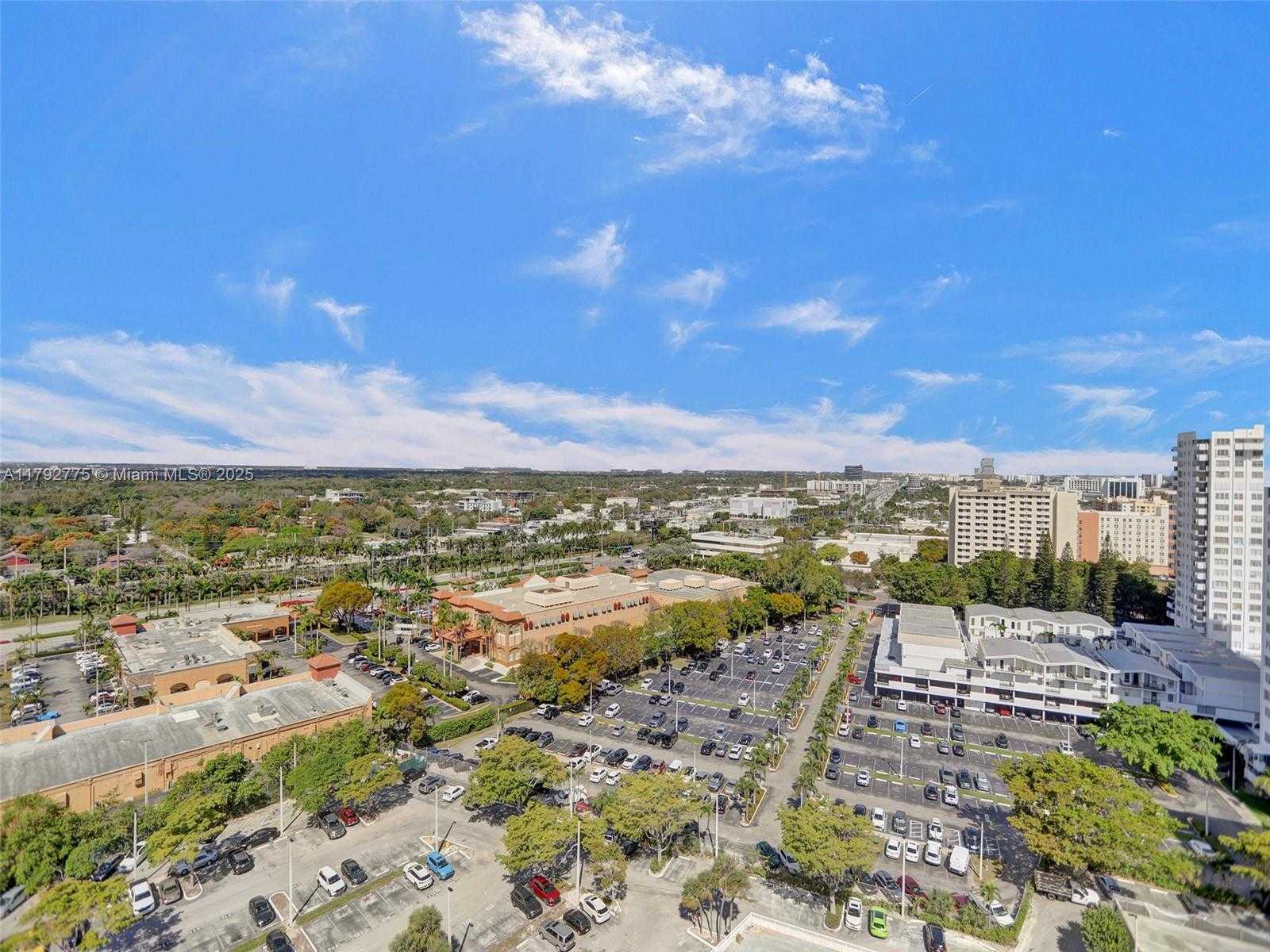 Small Image of 18011 BISCAYNE BLVD #1904, Aventura Number 35