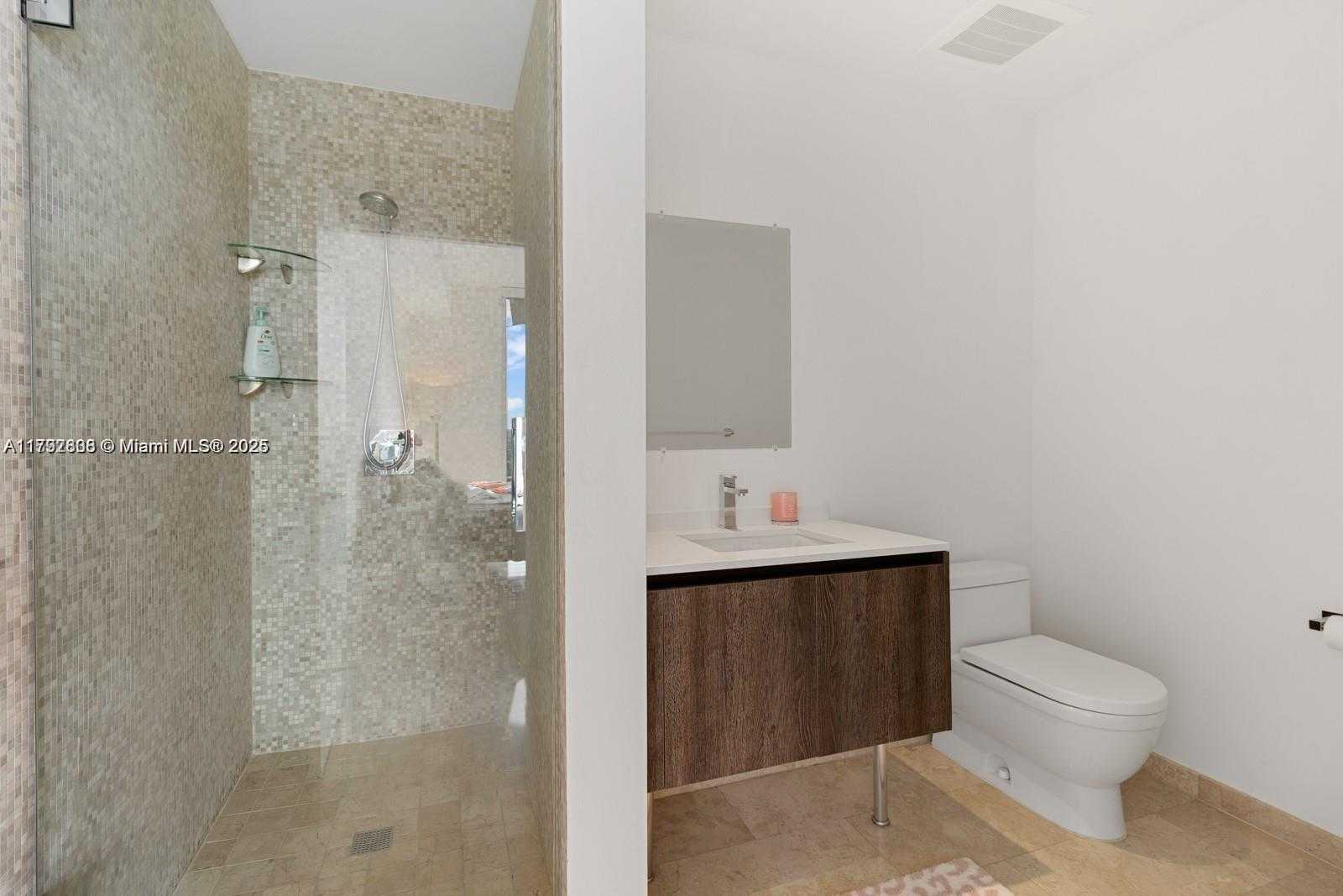 Small Image of 88 SOUTH WEST 7TH ST #3410, Miami Number 15